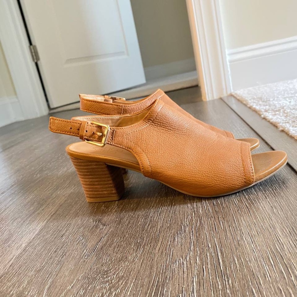 Open Toe, Block Heel, Loop Strap Sandals. Worn On… - image 2